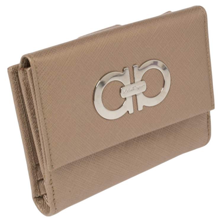 Pre Owned Salvatore Ferragamo Gold Leather Double Gancio Flap Compact Wallet