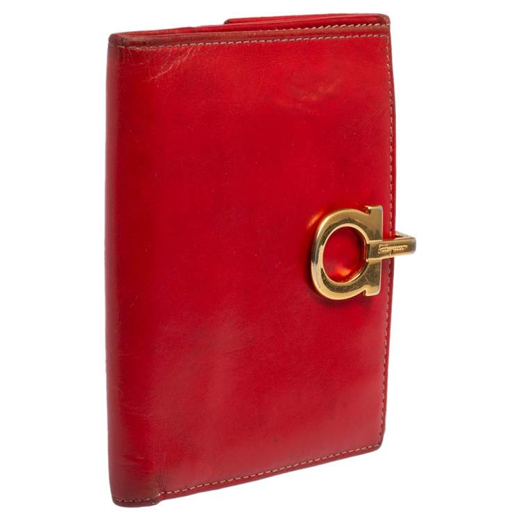 Pre Owned Salvatore Ferragamo Red Leather Gancini Clip French Wallet