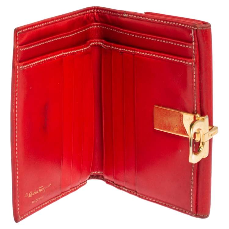 Pre Owned Salvatore Ferragamo Red Leather Gancini Clip French Wallet
