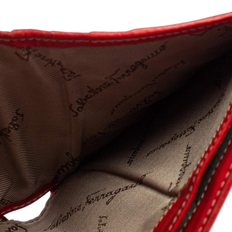 Pre Owned Salvatore Ferragamo Red Leather Gancini Clip French Wallet