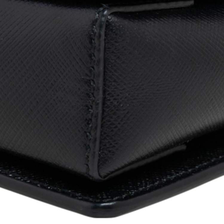 Pre Owned Salvatore Ferragamo Black Leather Vara Bow Chain Shoulder Bag