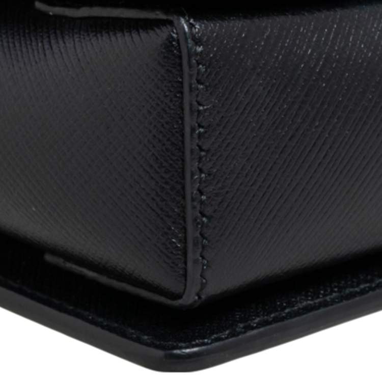 Pre Owned Salvatore Ferragamo Black Leather Vara Bow Chain Shoulder Bag