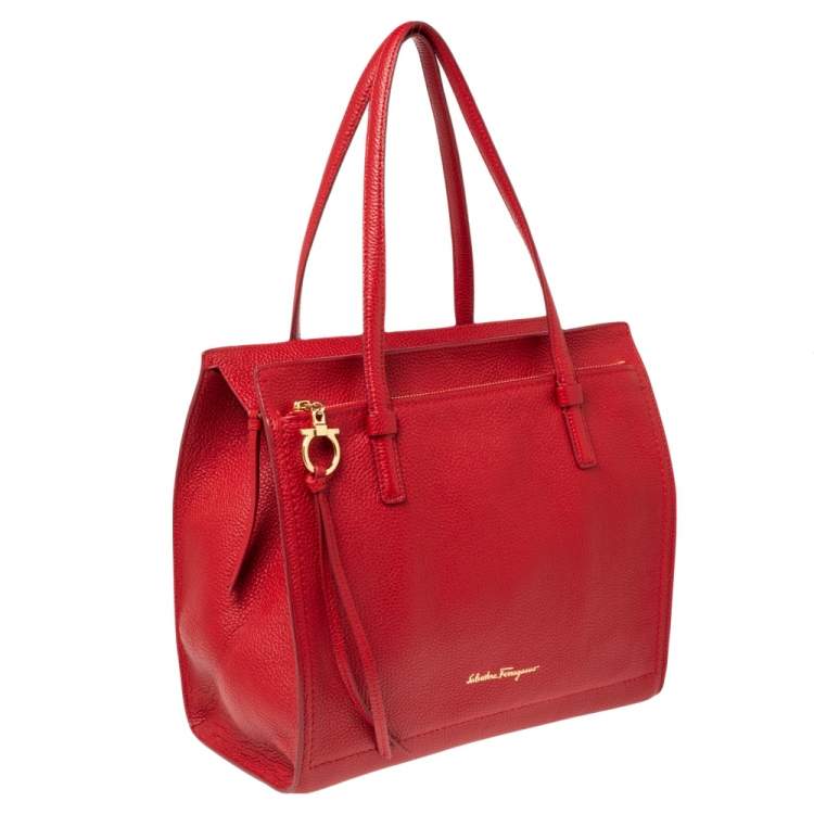 Pre Owned Salvatore Ferragamo Red Leather Medium Amy Tote