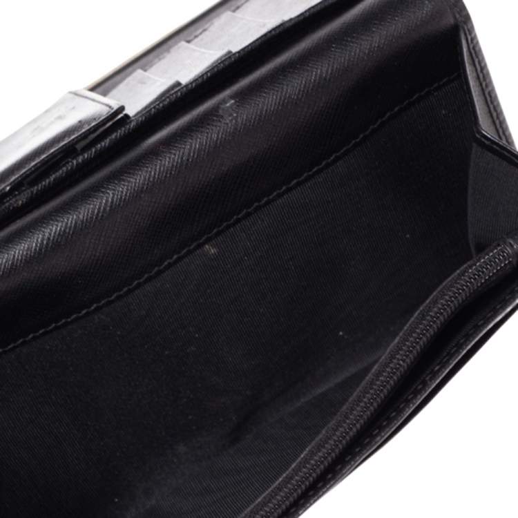 مملوكة مسبقًا Salvatore Ferragamo Black Leather Gancini Clip Continental Wallet