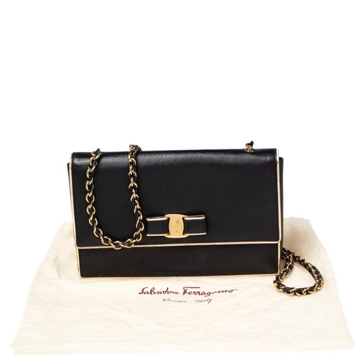 Pre Owned Salvatore Ferragamo Black/Gold Leather Ginny Shoulder Bag