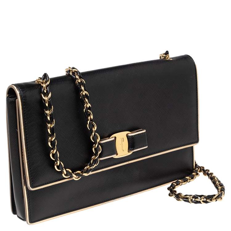 Pre Owned Salvatore Ferragamo Black/Gold Leather Ginny Shoulder Bag