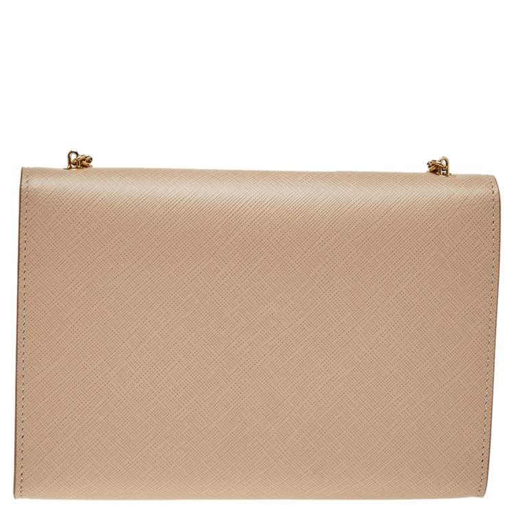 Pre Owned Salvatore Ferragamo Beige Leather Vara Bow Chain Shoulder Bag