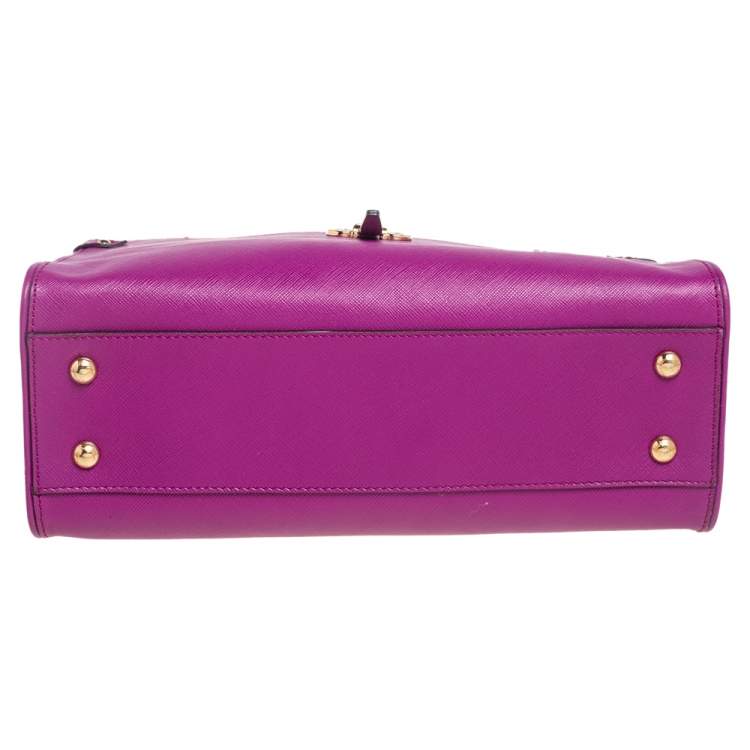Pre Owned Salvatore Ferragamo Magenta Leather Chain Tote