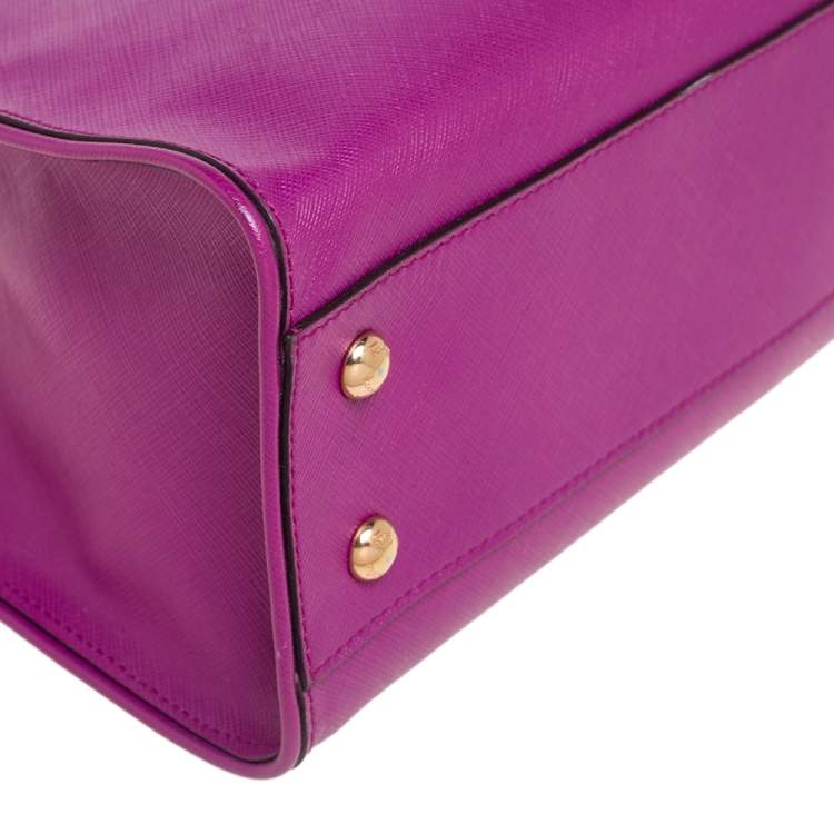 Pre Owned Salvatore Ferragamo Magenta Leather Chain Tote
