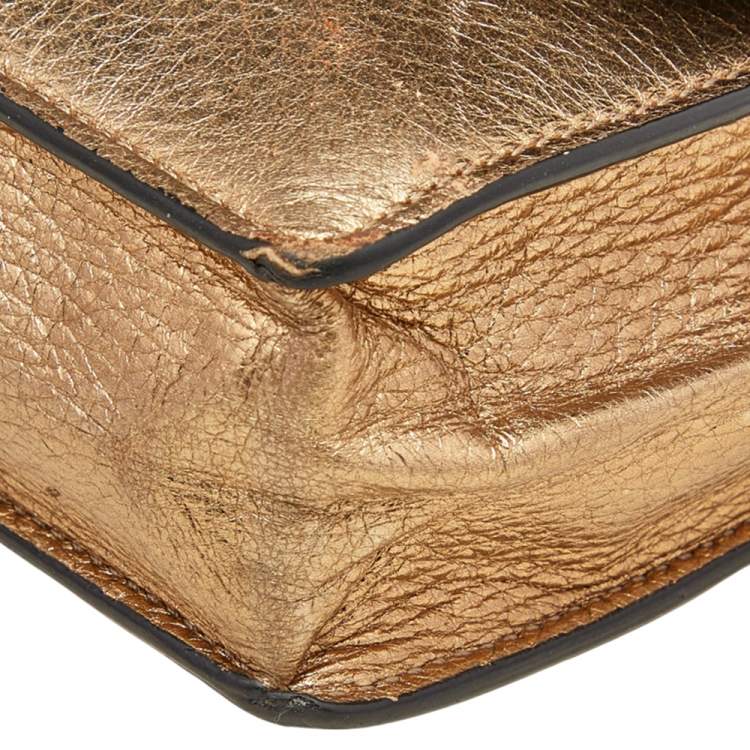 Pre Owned Salvatore Ferragamo Gold Leather Vara Bow Shoulder Bag