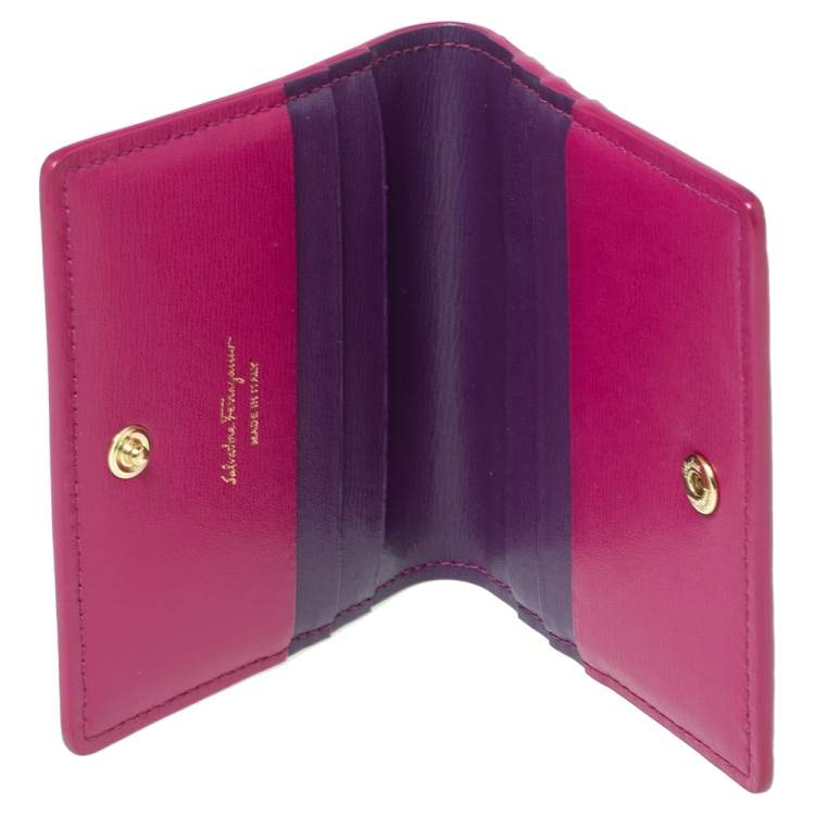 Pre Owned Salvatore Ferragamo Pink Leather Gancini Compact Wallet