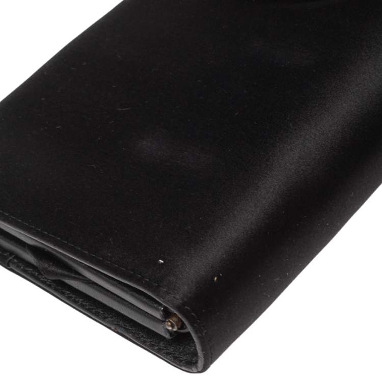 Pre Owned Salvatore Ferragamo Black Satin Musa Gancini Clutch