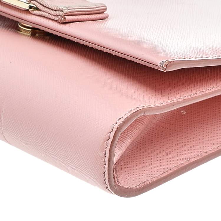 Pre Owned Salvatore Ferragamo Peach Leather Ginny Crossbody Bag