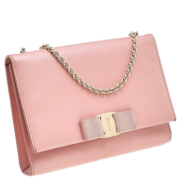 Pre Owned Salvatore Ferragamo Peach Leather Ginny Crossbody Bag