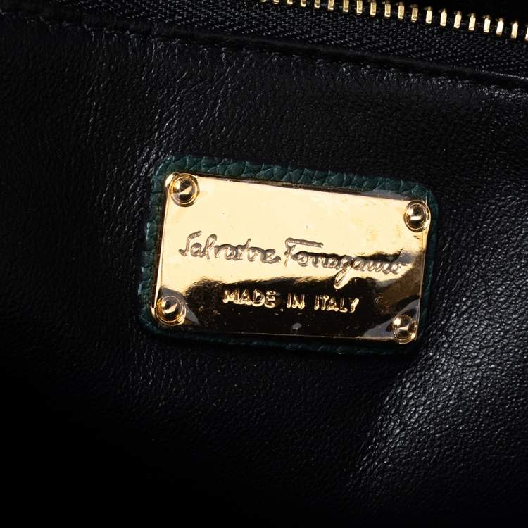 Pre Owned Salvatore Ferragamo Green Leather Satchel