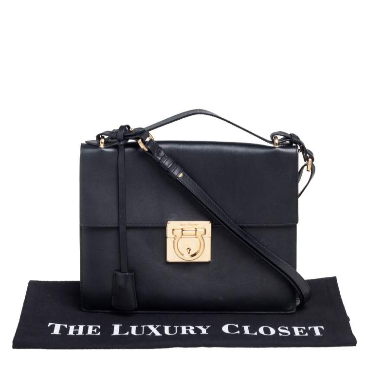 Pre Owned Salvatore Ferragamo Black Leather Gancio Lock Top Handle Bag