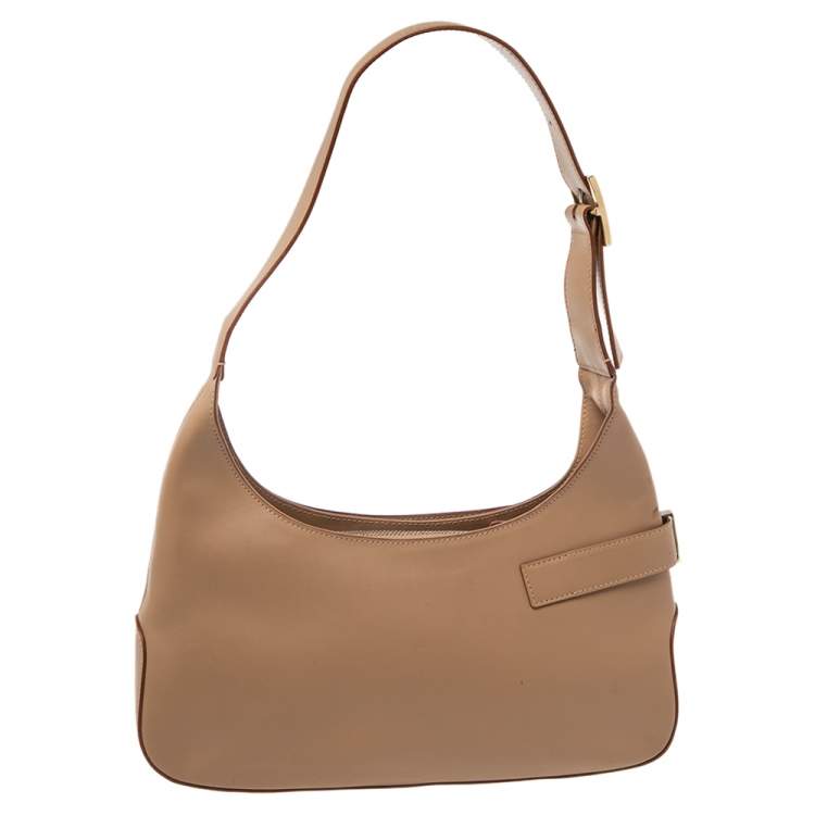 مملوكة مسبقًا Salvatore Ferragamo Beige Leather Baguette