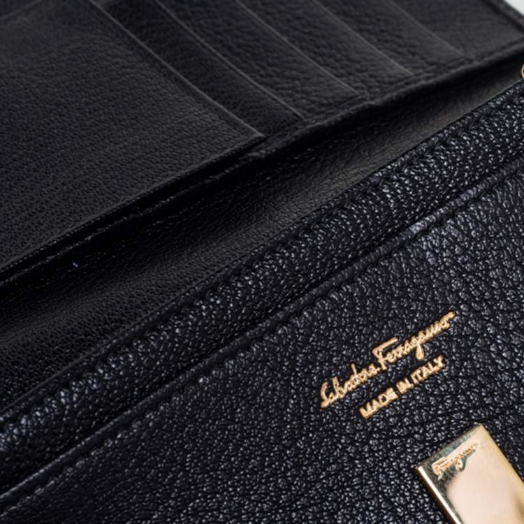 Pre Owned Salvatore Ferragamo Black Leather Gancini Icona Continental Wallet