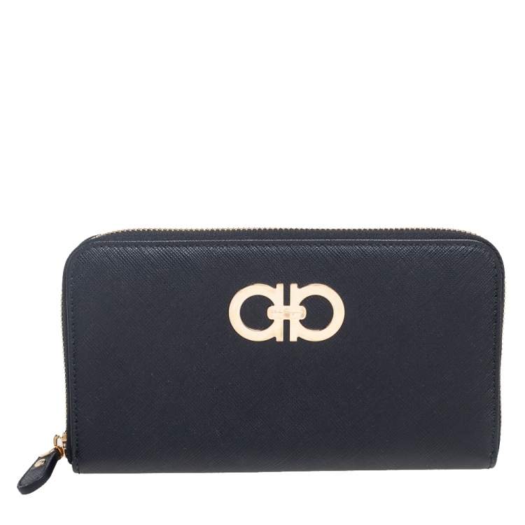 Pre Owned Salvatore Ferragamo Black Leather Double Gancio Zip Around Wallet