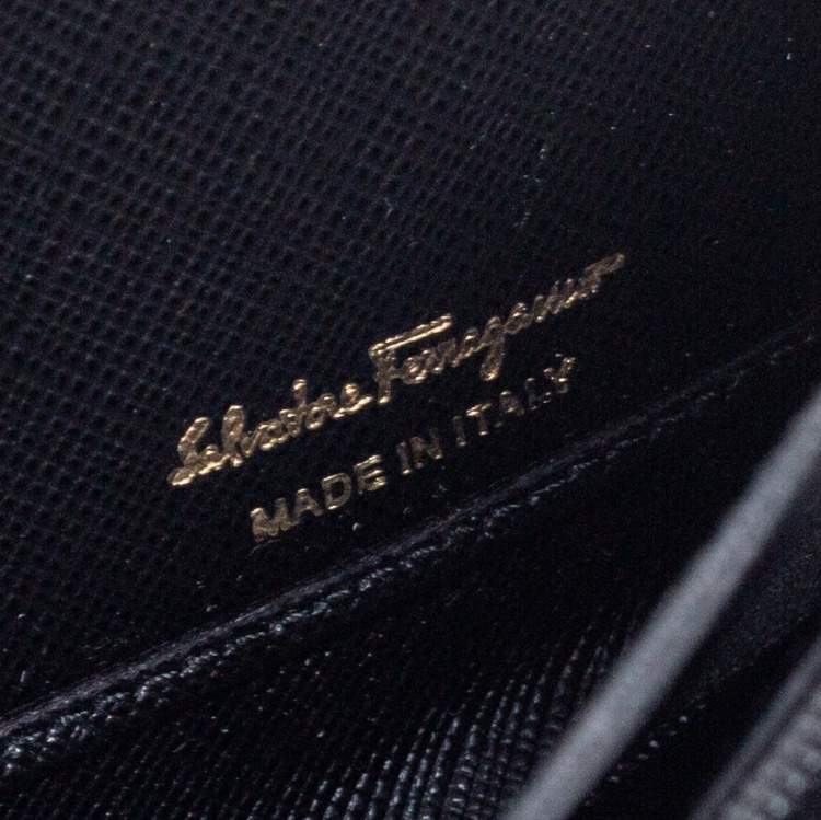 Pre Owned Salvatore Ferragamo Black Leather Double Gancio Zip Around Wallet