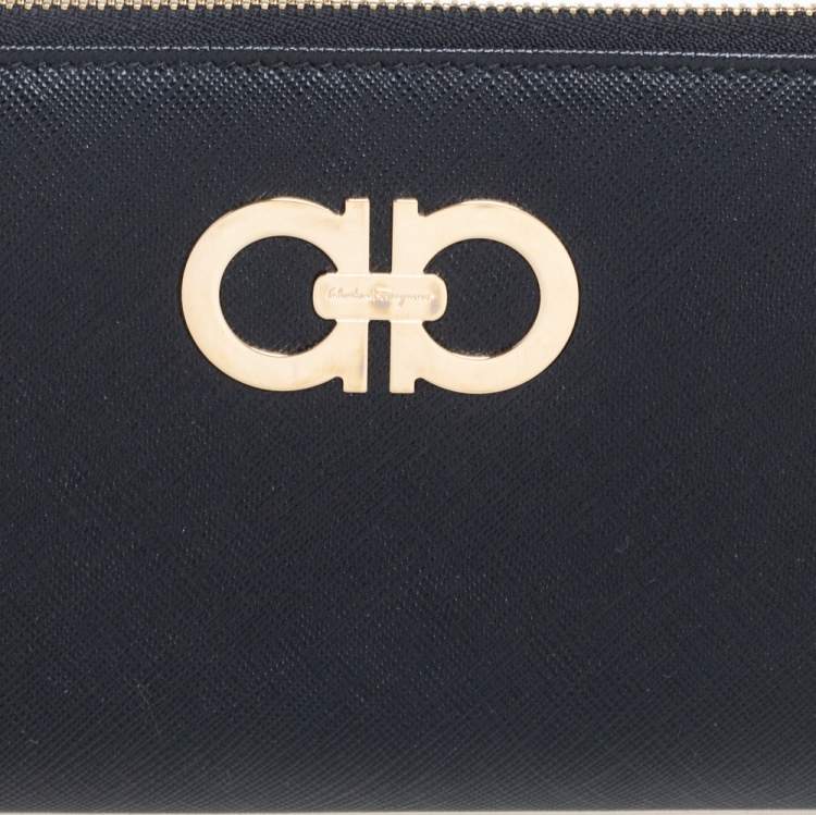 Pre Owned Salvatore Ferragamo Black Leather Double Gancio Zip Around Wallet