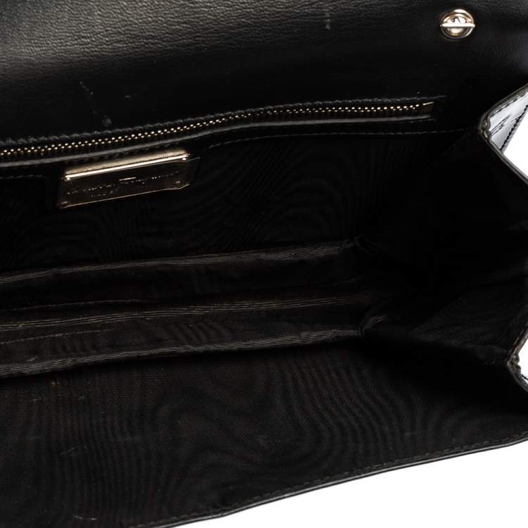 Pre Owned Salvatore Ferragamo Black Patent Leather Vara Bow Flap Wallet On Chain