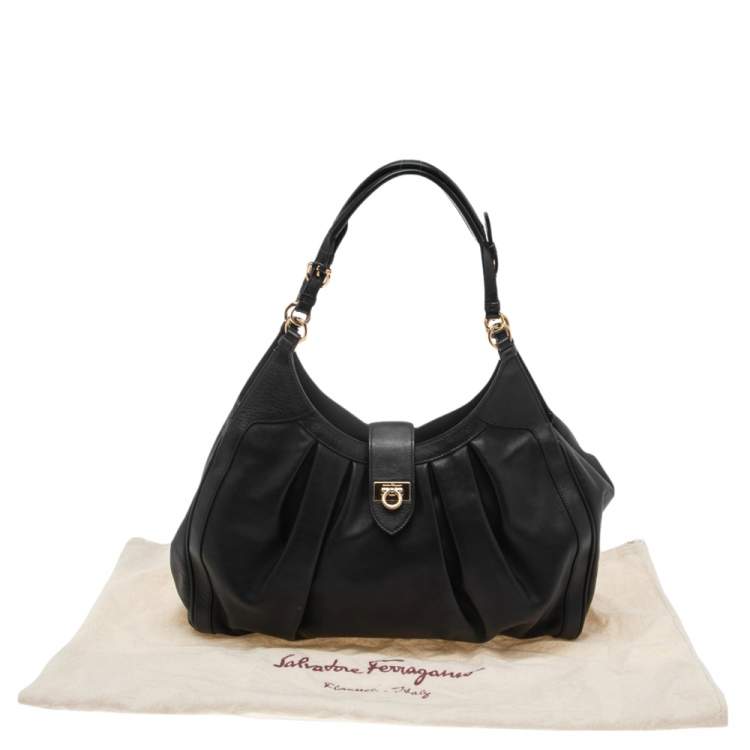 Pre Owned Salvatore Ferragamo Black Leather Apple Satchel