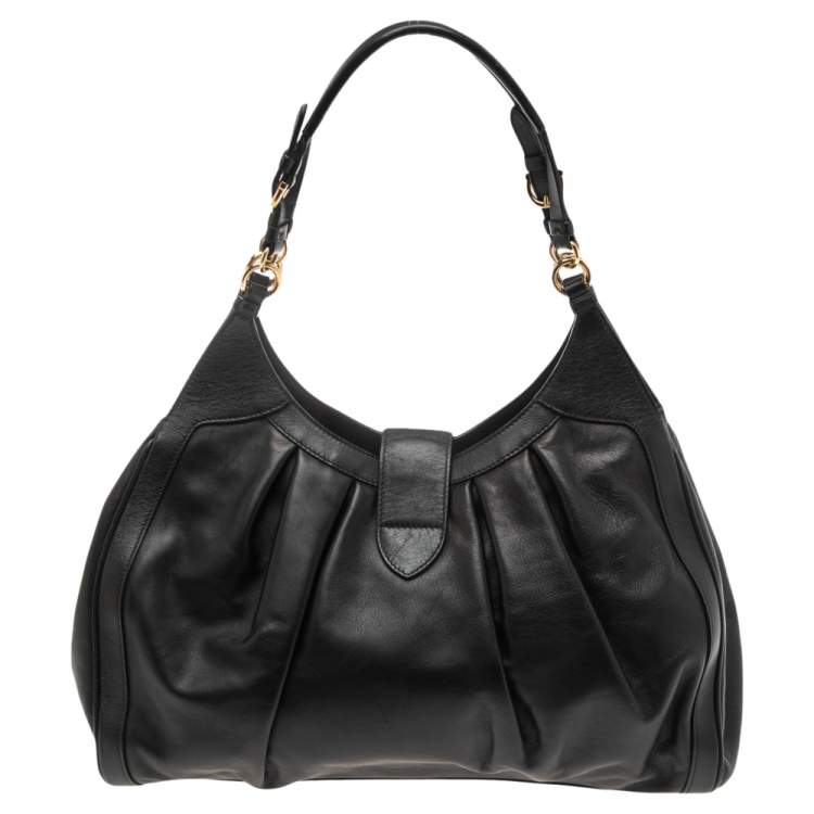 Pre Owned Salvatore Ferragamo Black Leather Apple Satchel