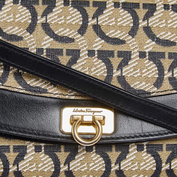 Pre Owned Salvatore Ferragamo Black/Cream Gancio Printed Canvas and Leather Gancini Shoulder Bag