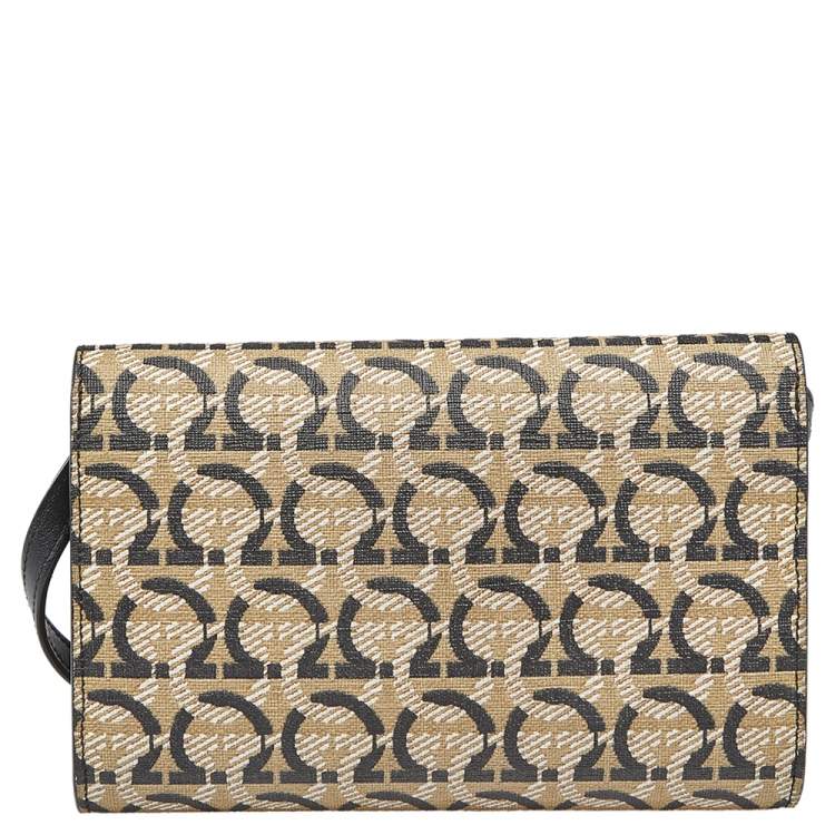 Pre Owned Salvatore Ferragamo Black/Cream Gancio Printed Canvas and Leather Gancini Shoulder Bag