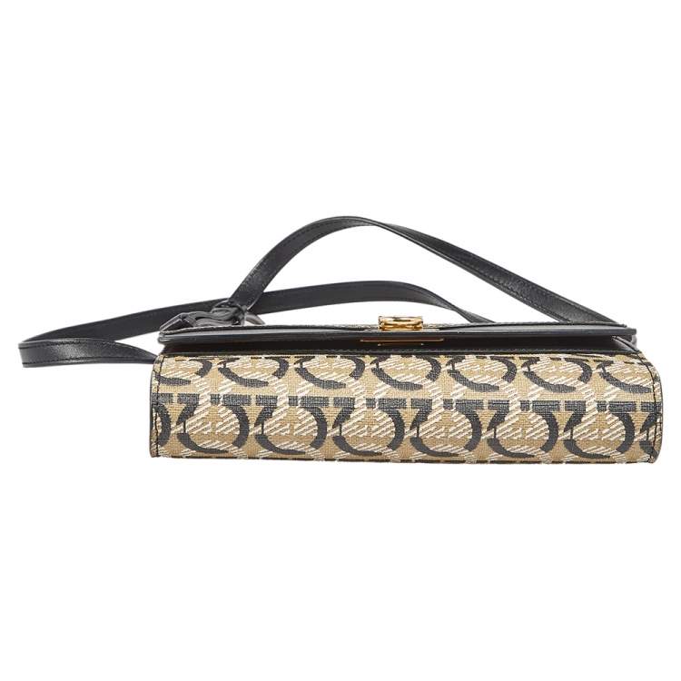 Pre Owned Salvatore Ferragamo Black/Cream Gancio Printed Canvas and Leather Gancini Shoulder Bag