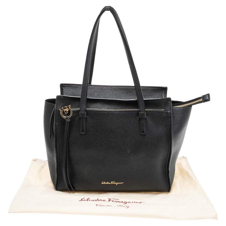 Pre Owned Salvatore Ferragamo Black Grained Leather Medium Amy Tote