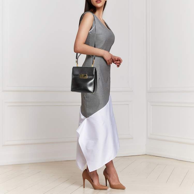 Pre Owned Salvatore Ferragamo Black Leather Top Handle Bag