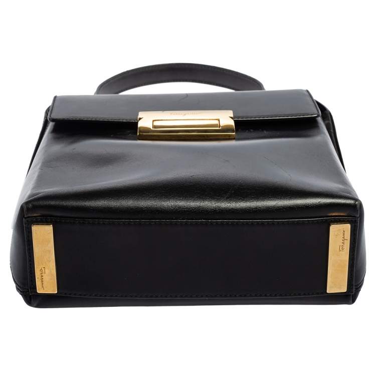 Pre Owned Salvatore Ferragamo Black Leather Top Handle Bag
