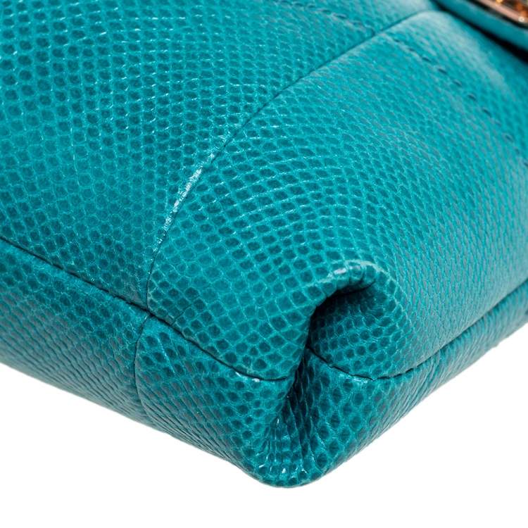 مملوكة مسبقًا Salvatore Ferragamo Teal Blue Lizard Embossed Gancini Chain Clutch