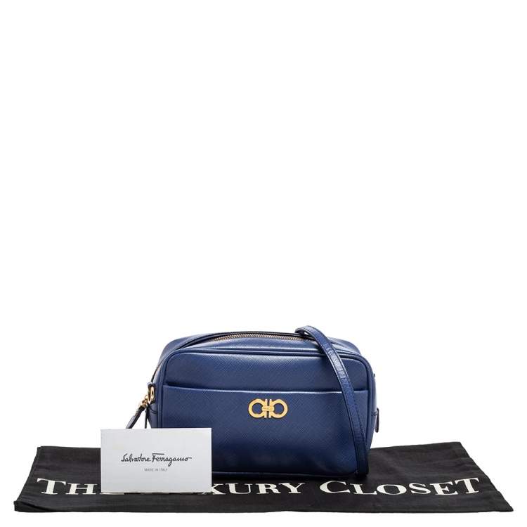 مملوكة مسبقًا Salvatore Ferragamo Blue Leather Double Gancini Shoulder Bag