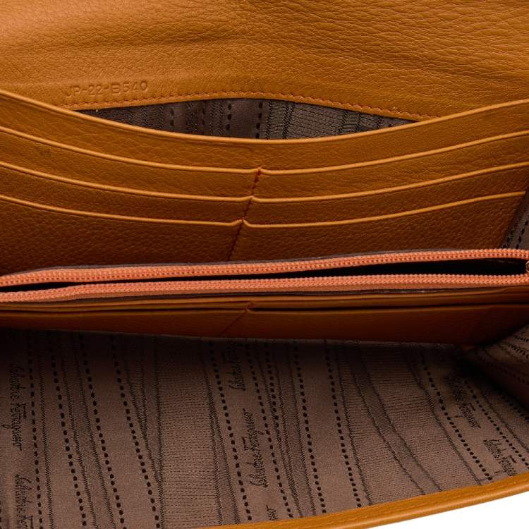 Pre Owned Salvatore Ferragamo Tan Leather Flap Continental Wallet