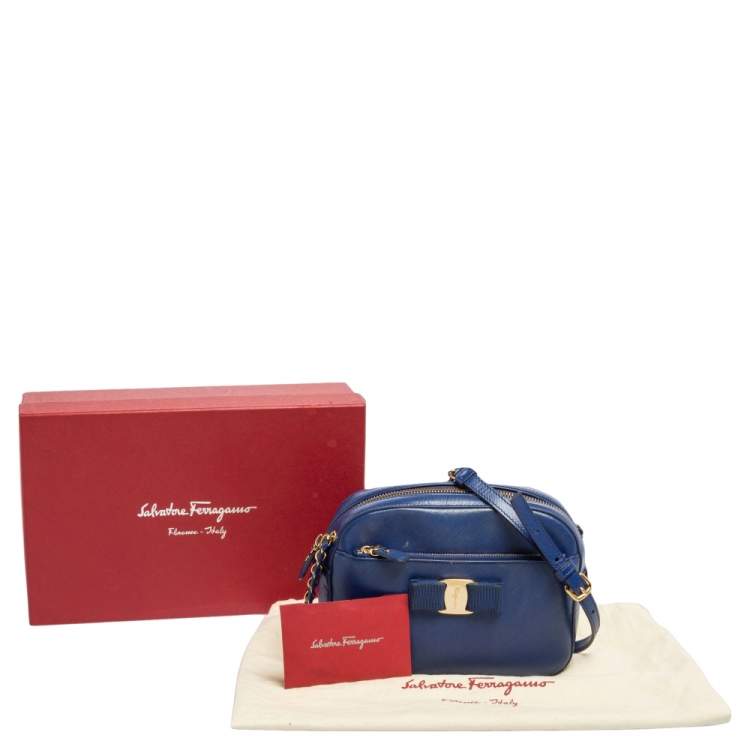 Pre Owned Salvatore Ferragamo Blue Leather Lydia Camera Bag