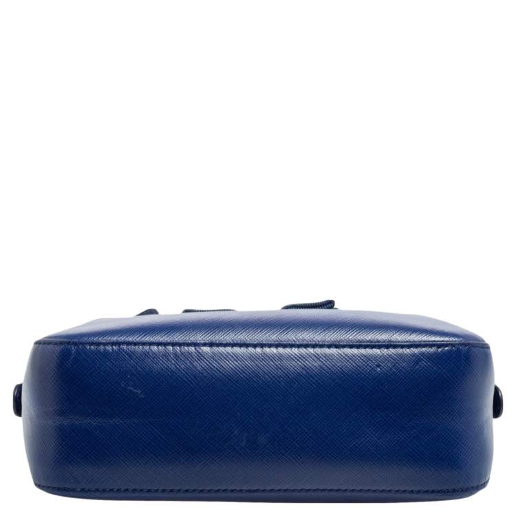 Pre Owned Salvatore Ferragamo Blue Leather Lydia Camera Bag