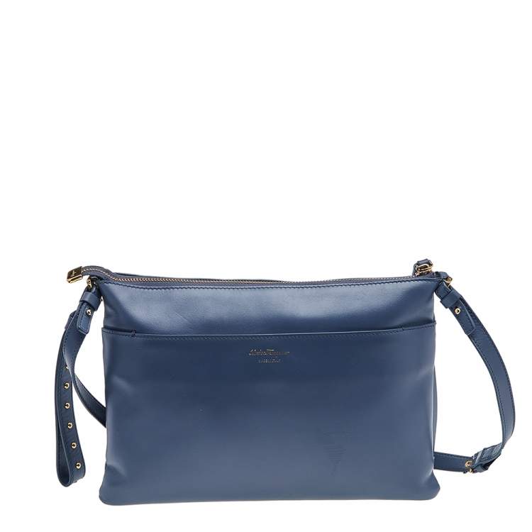 Pre Owned Salvatore Ferragamo Blue Leather Crossbody Bag 