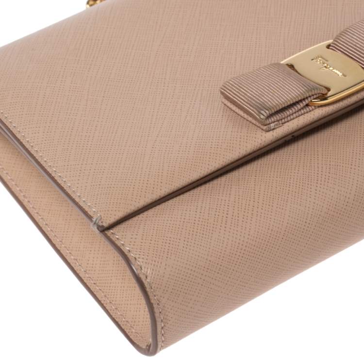 Pre Owned Salvatore Ferragamo Beige Leather Vara Bow Crossbody Bag