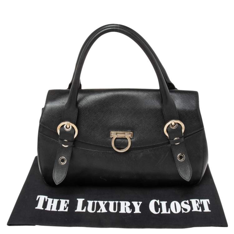 Pre Owned Salvatore Ferragamo Black Leather Gancio Flap Satchel