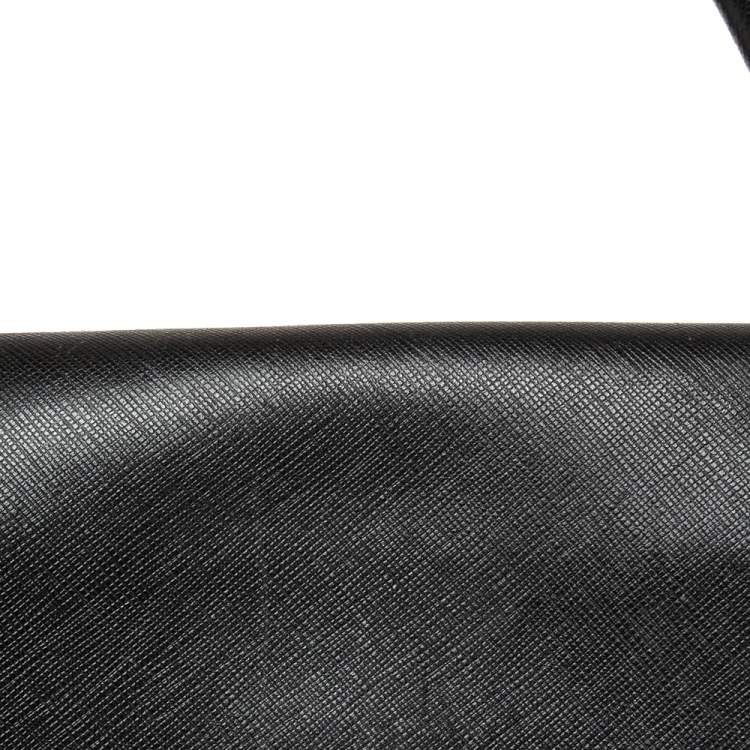 Pre Owned Salvatore Ferragamo Black Leather Gancio Flap Satchel
