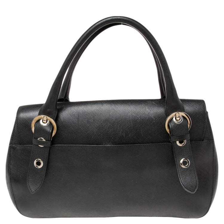 Pre Owned Salvatore Ferragamo Black Leather Gancio Flap Satchel
