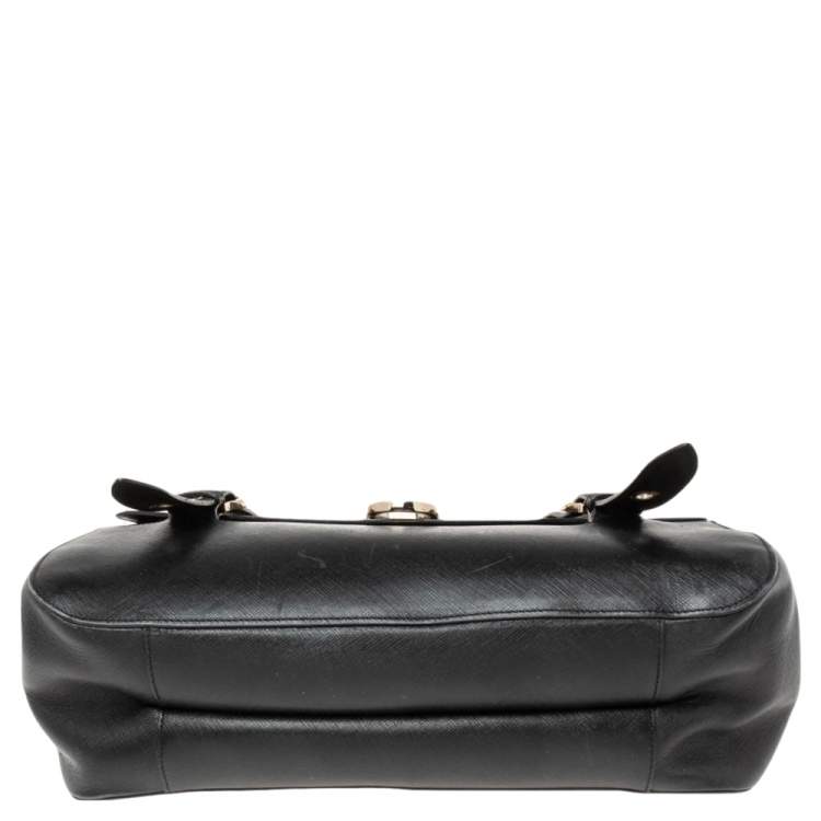Pre Owned Salvatore Ferragamo Black Leather Gancio Flap Satchel