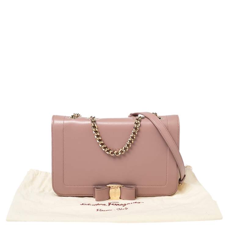 Pre Owned Salvatore Ferragamo Pink Leather Vara Bow Shoulder Bag
