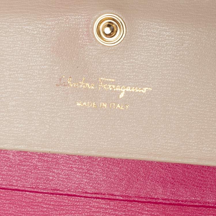 Pre Owned Salvatore Ferragamo Beige Leather Card Case