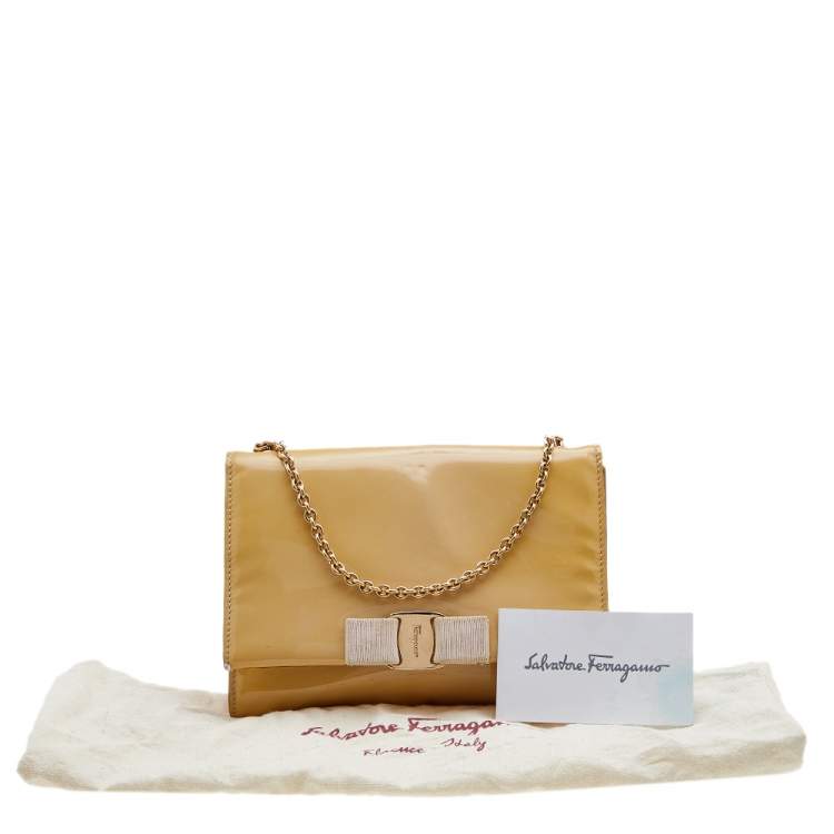 Pre Owned Salvatore Ferragamo Pink Patent Leather Vara Bow Crossbody Bag