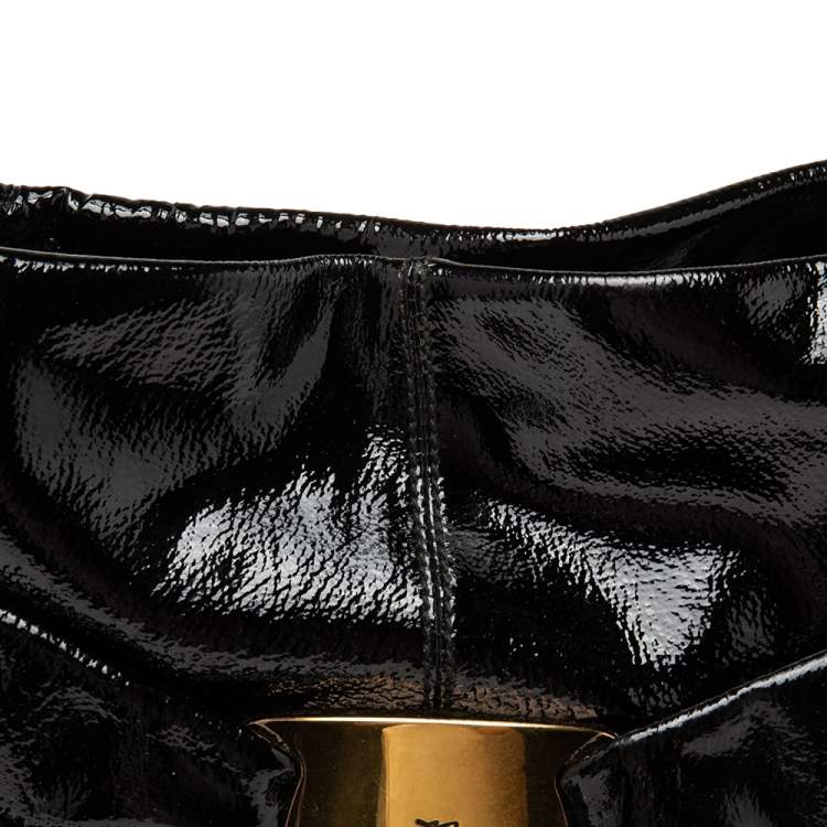 Pre Owned Salvatore Ferragamo Black Patent Leather Hobo
