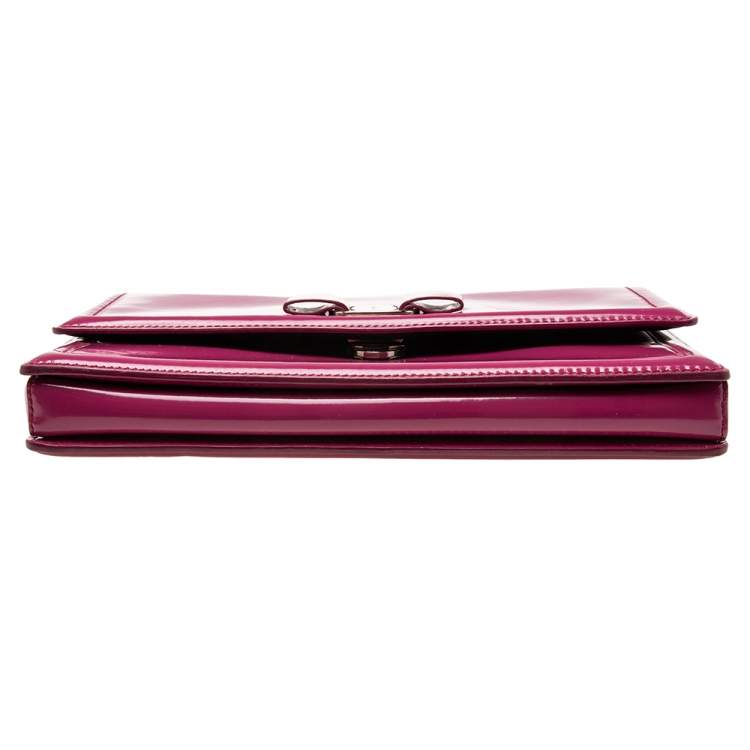 Pre Owned Salvatore Ferragamo Fuchsia Patent Leather Vara Bow Chain Shoulder Bag